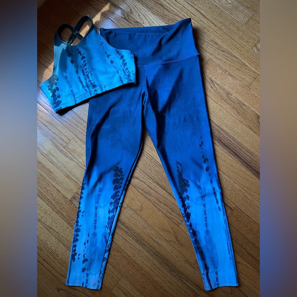 Onzie Flow Tie-Dye Yoga Set : Size L